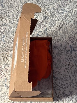 Vestido de fiesta naranja sin tirantes