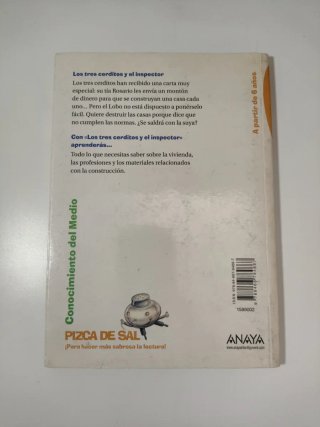 Los tres cerditos y el inspector