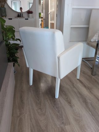 Butaca blanca de tela