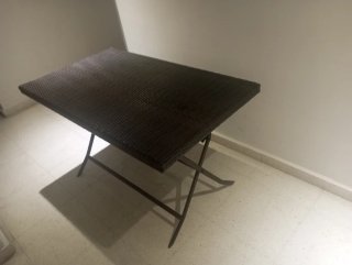 Tavolo da terrazza o giardino in vimini di plastica 120 cm