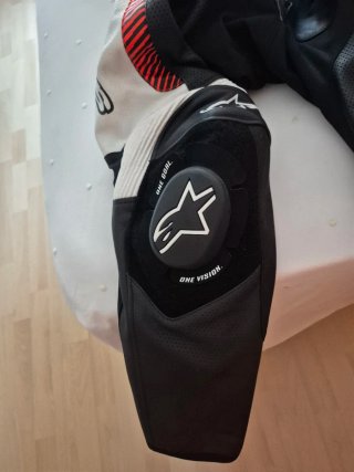 Mono Alpinestars Talla 54 EUR / 44 USA