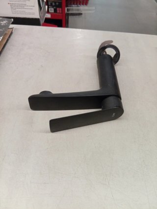 Monomando Lavabo Negro Imex con Pequeña Raya
