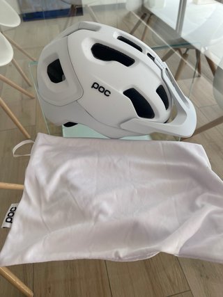 Casco POC Axion Spin talla M blanco mate