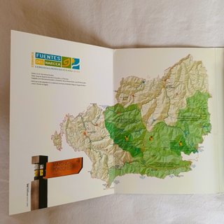 Caminando por Fuentes del Narcea (Colección Rutas)