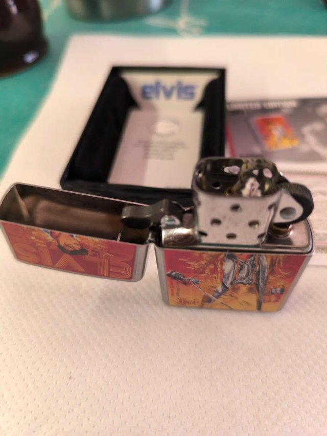 Zippo de Elvis Presley