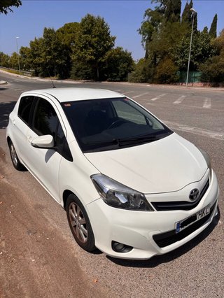 Toyota Yaris 2012