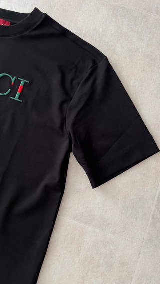 Camiseta Gucci Logo Bordado Talla L Negra