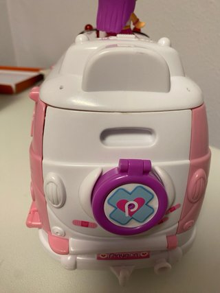 Ambulancia Pin y Pon rosa