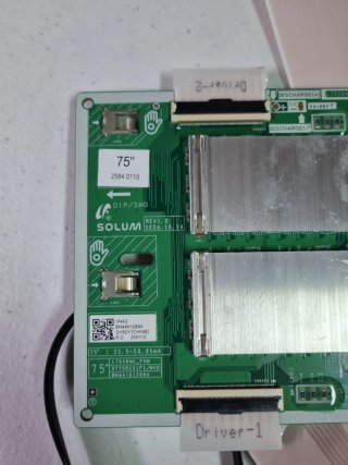 Samsung 75" - Placa Base, Fuente y Accesorios