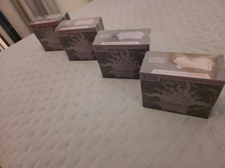 Caja Entrenador Élite Pokémon Oscuridad Absoluta