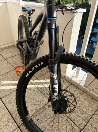 YT Capra 29 Core 2 AL Talla M Negra
