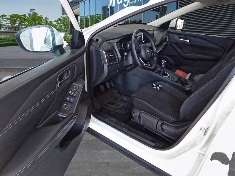 Nissan Qashqai DIG-T mHEV 4x2 Acenta (2021) 2022, foto 8
