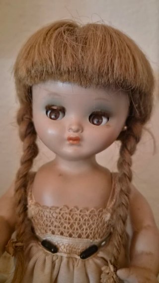 Muñeca antigua Linda Pirula