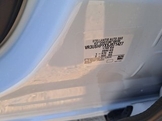 Peugeot 2008 Allure Hybrid eDCS6 107 kW (145 CV)