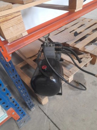Grupo Hidráulico Motor y Depósito