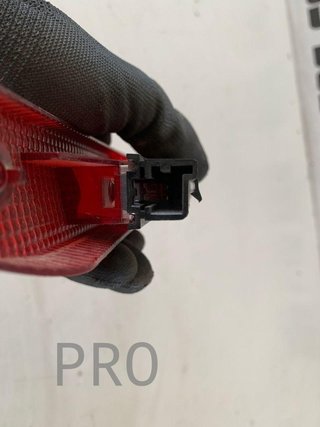 Luz de freno central Ford Focus usado