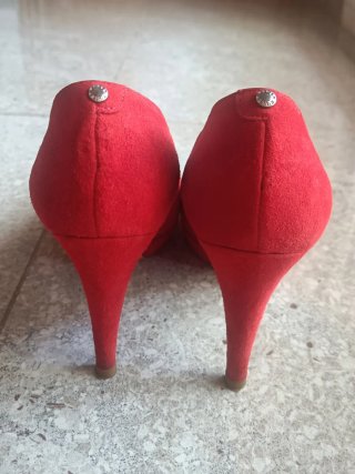 Karen Millen Zapatos Tacón Rojo Piel Ante
