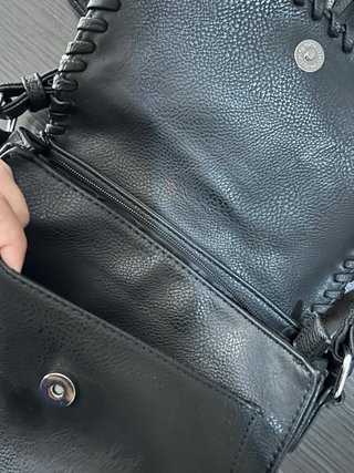 Bolso negro amplio