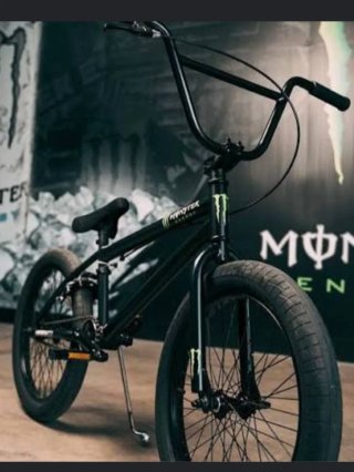 Bicicleta BMX Hyper Monster X Pro 20