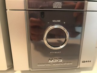 Mini cadena Sanyo RADIO, CASSET, CD/MP3