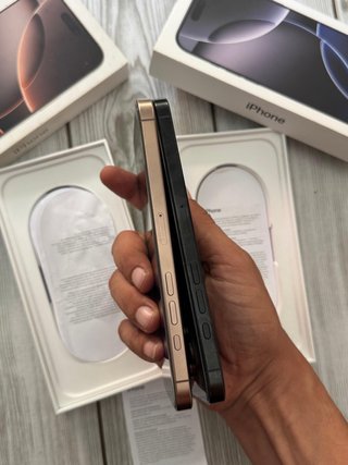 iPhone 16 Pro Max FACTURA Y GARANTÍA