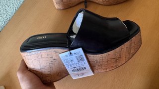 Sandalias plataforma Zara negras