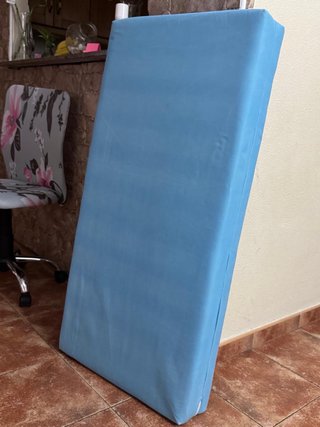 Colchón cuna bebé azul