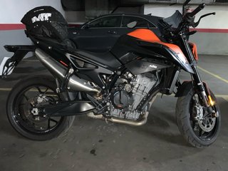 KTM 890 2022