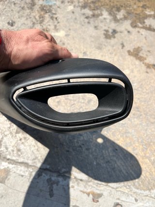 Tapa Escape Aprilia Dorsoduro Izquierda