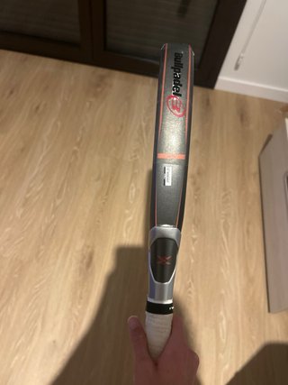 Pala de pádel NOX LA 2024