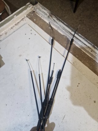 2 Cables de Acelerador