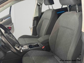 Volkswagen Golf Life eTSI