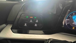 Volkswagen Golf Life eTSI