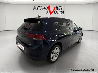 Volkswagen Golf Life eTSI