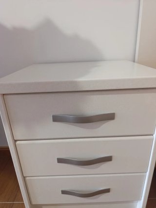 Cama 105cm con canapé, colchón y mesita