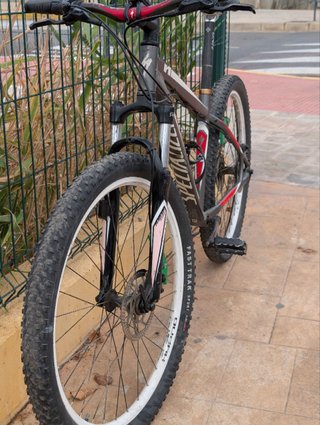 Bicicleta Specialized 26 Monoplato