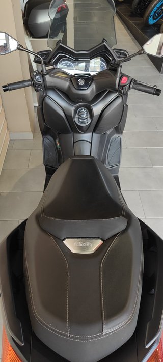 Yamaha X-MAX 125 Maxi Scooter