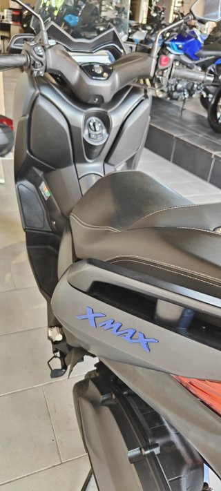 Yamaha X-MAX 125 Maxi Scooter