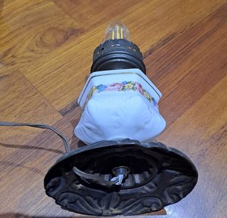 Lampada antica oro e bianco