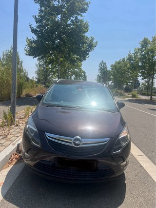 Opel Zafira Tourer 2016