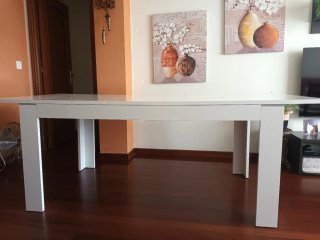 Mesa de salón extensible blanca. 160×90 / 207×90