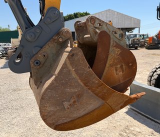 Excavadora de ruedas Liebherr A910 Compact