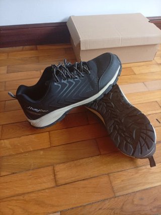 Botas de montaña Jhayber impermeables