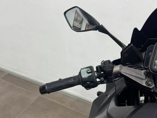 Suzuki GSX-8R