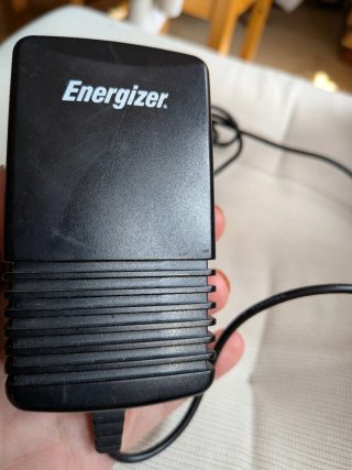 Cargador Pilas Energizer AA AAA