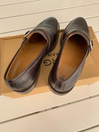 Zapatos de piel marrón MANGO Talla 41.
