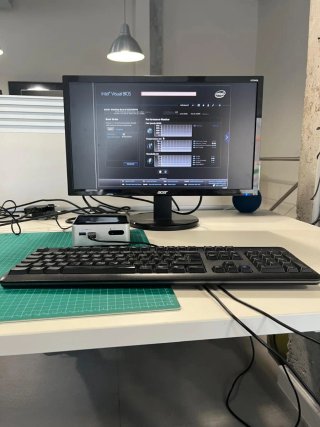 Intel NUC D54250WYKH Mini PC