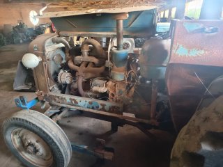 Tractor Ebro 48-55-160 desguace (7 unidades)