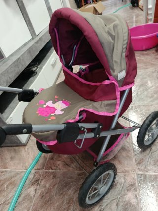 Carrello giocattolo per bambole
