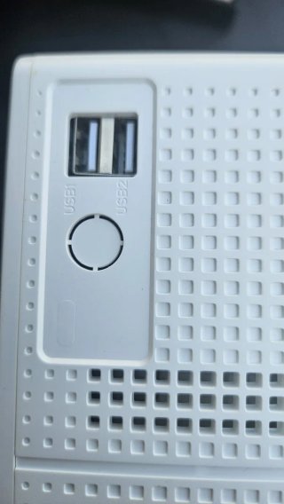 Proyector WiMiUS, Trípode y Pantalla